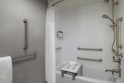 EVEN Hotel Detroit North - Troy — photo 7