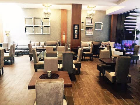 The Seven Hotel — dining