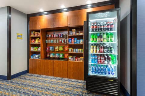 La Quinta by Wyndham Columbus West - Hilliard — photo 9