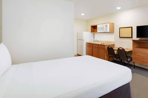 WoodSpring Suites Virginia Beach — photo 4