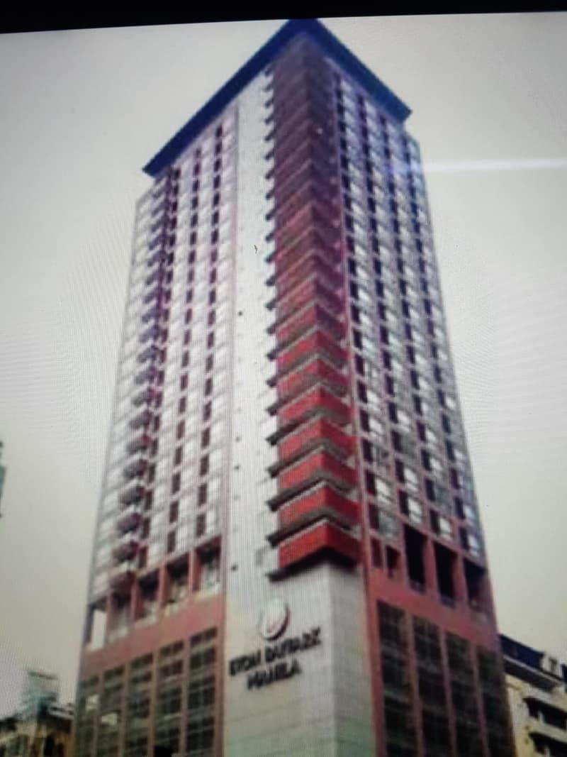 Eton Baypark — building