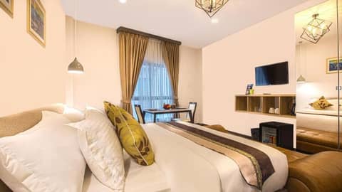 V One Pride-Sukhumvit 22, Bangkok — hotel room