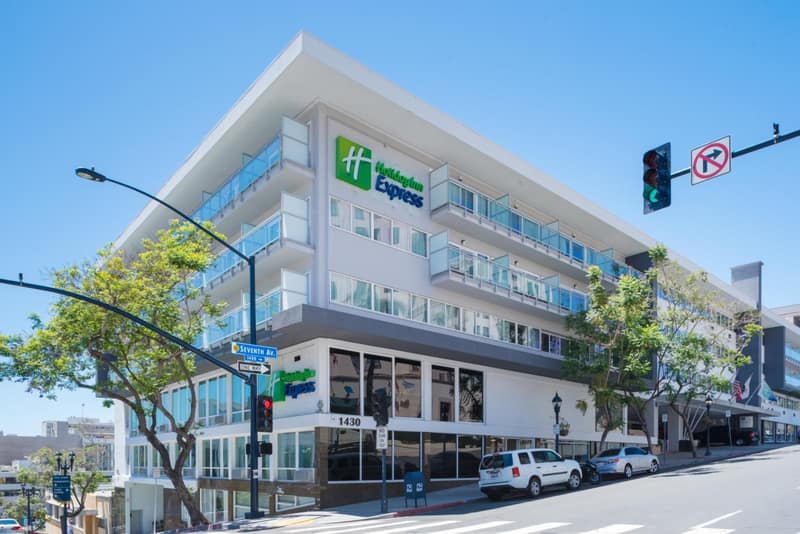 Holiday Inn Express - Downtown San Diego by IHG — building