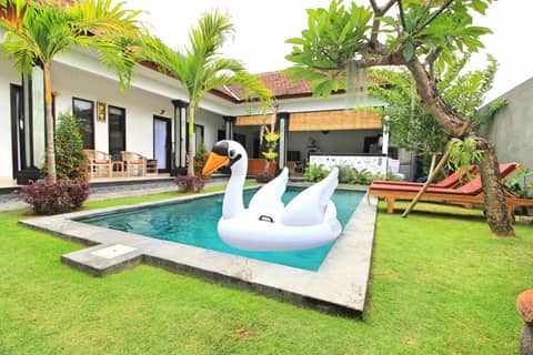 Surf Lodge Canggu — recepcion & lobby