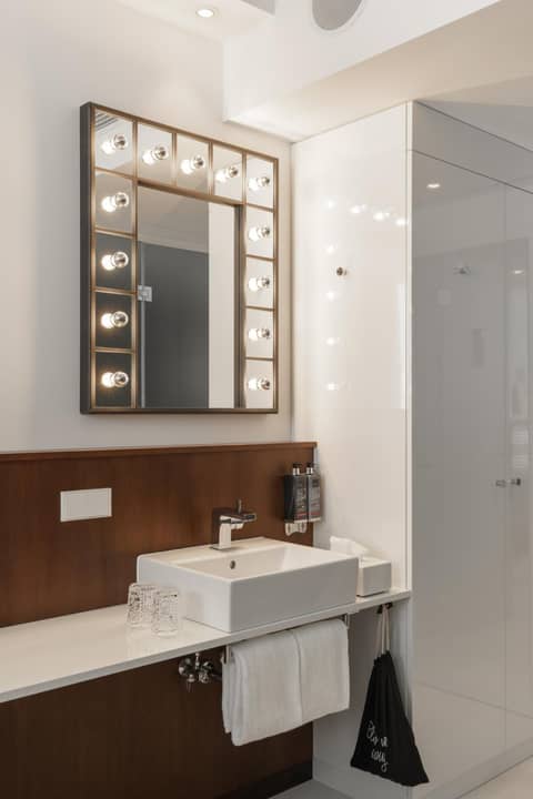 Ruby Ella Hotel Cologne by IHG — photo 5