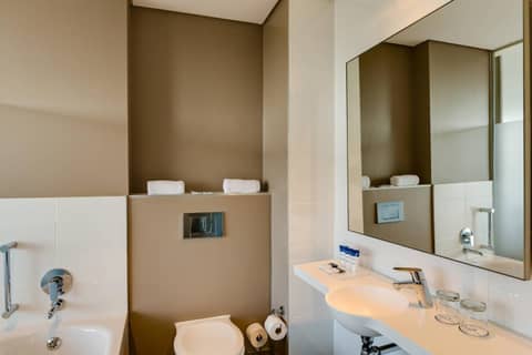 Protea Hotel by Marriott Cape Town Waterfront Breakwater Lodge — photo 2