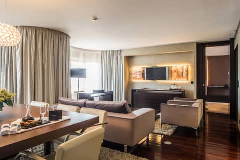 Porto Palácio Hotel by The Editory — hotel room