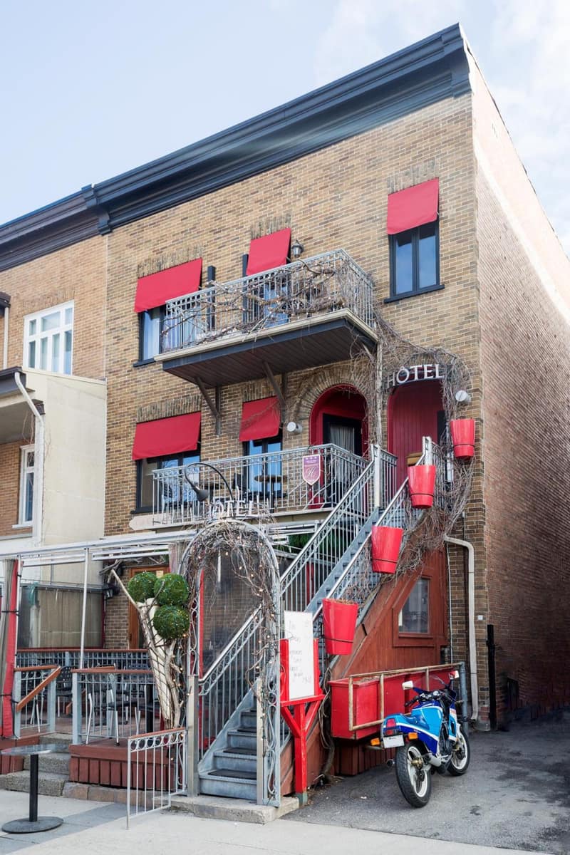 Petit Hôtel - Café Krieghoff — building