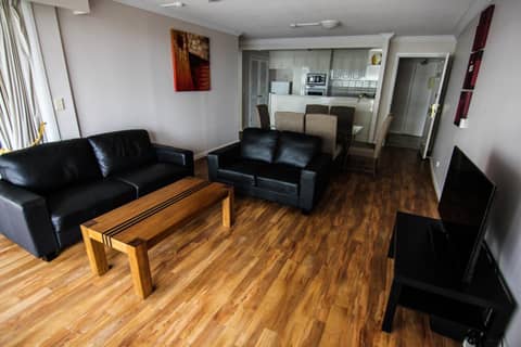 Broadbeach Holiday Apartments — photo 6