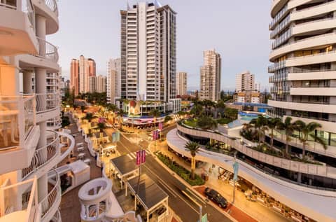 Broadbeach Holiday Apartments — photo 7