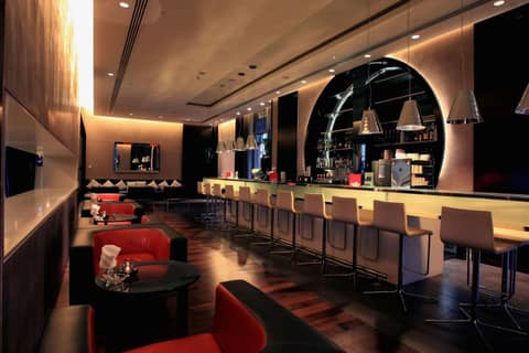 Yas Plaza Circuit by IHG — photo 7