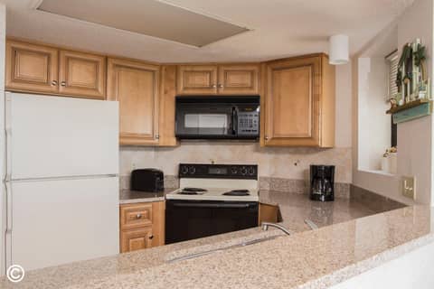 Beach Cove Resort — photo 8