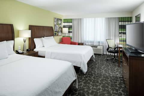 Hilton Garden Inn Charleston Waterfront/Downtown — photo 4