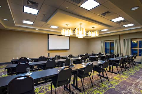 Hilton Garden Inn Charleston Waterfront/Downtown — photo 5