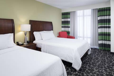 Hilton Garden Inn Charleston Waterfront/Downtown — photo 7