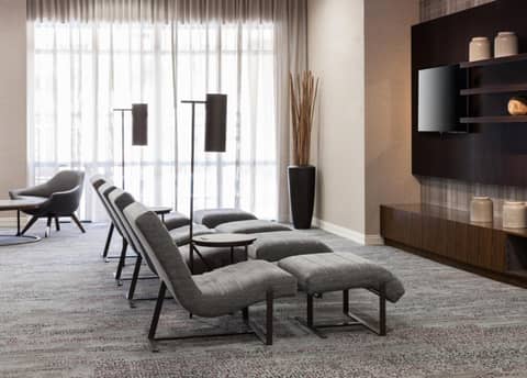 Courtyard by Marriott Miami at Dolphin Mall — lounge
