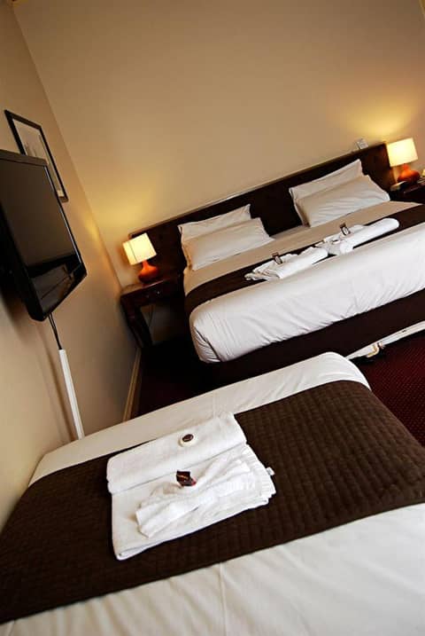 The Glenferrie Hotel Hawthorn — hotel room