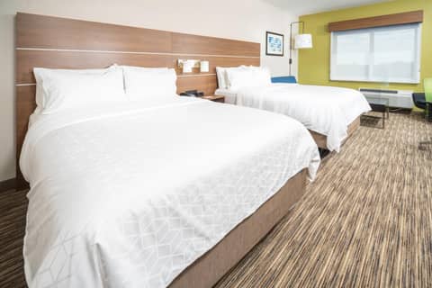 Holiday Inn Express & Suites - Fort Myers Airport by IHG — photo 9