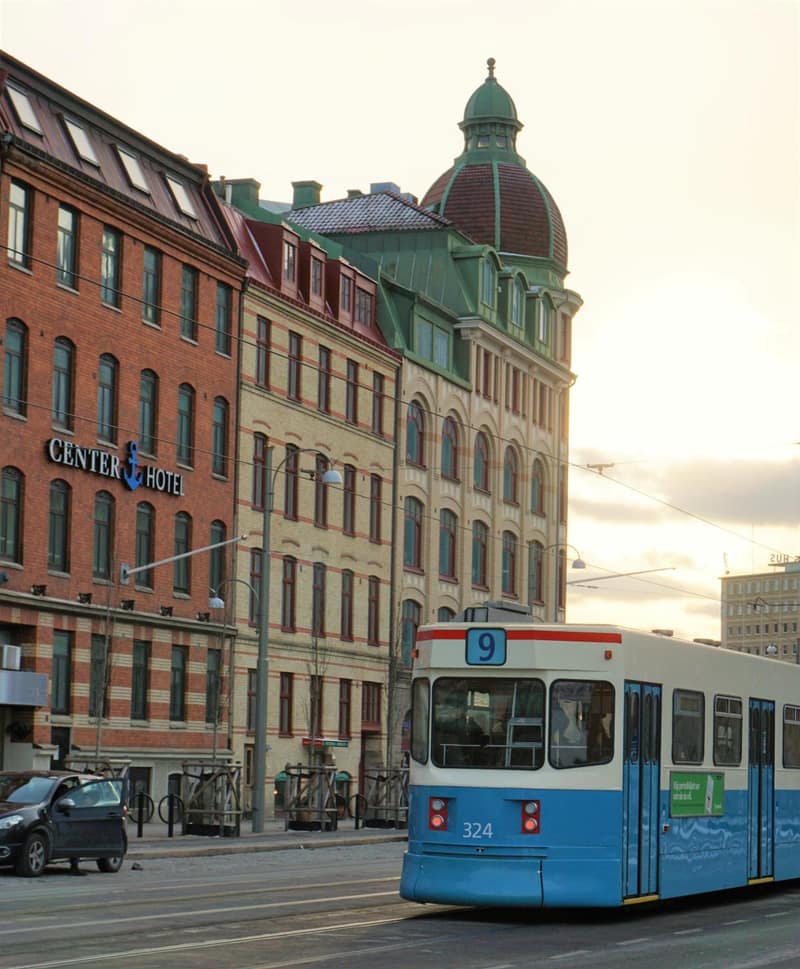 Center Hotel - Sure Hotel by Best Western — building