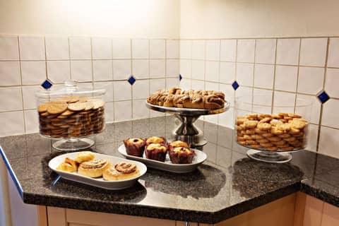Center Hotel - Sure Hotel by Best Western — dining