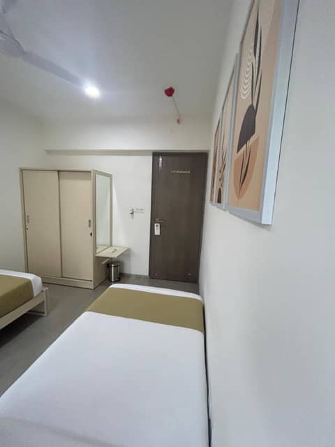 Z Bliss Suites, BKC — photo 2