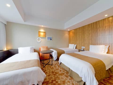 Hotel Universal Port — photo 8