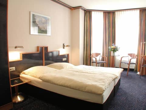 Insel Hotel — hotel room