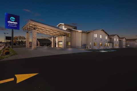 Clarion Pointe Milwaukee Airport — photo 4