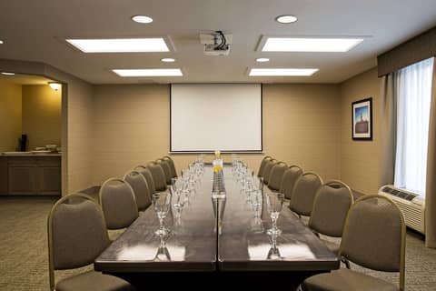 Hampton Inn Philadelphia-International Airport — photo 6