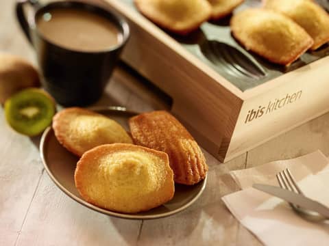 ibis Lyon Gerland Rue Merieux — dining