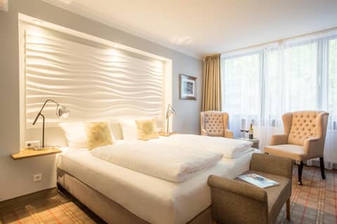 The Ascot Hotel — hotel room