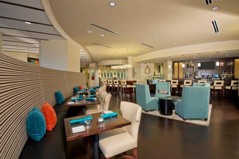 Hotel Indigo Atlanta Airport College Park by IHG — photo 4
