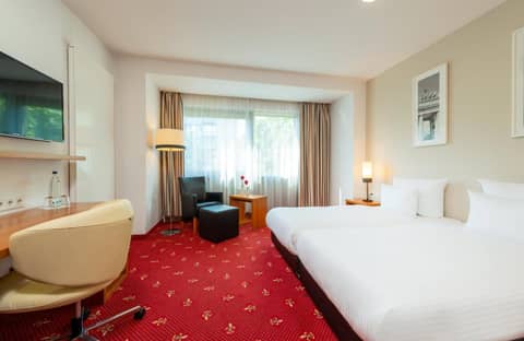 Leonardo Hotel Berlin KU'DAMM — photo 5