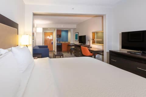 Holiday Inn Express & Suites Jacksonville Airport by IHG — photo 6