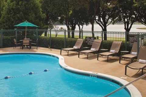 DoubleTree by Hilton Dallas-Farmers Branch — photo 8