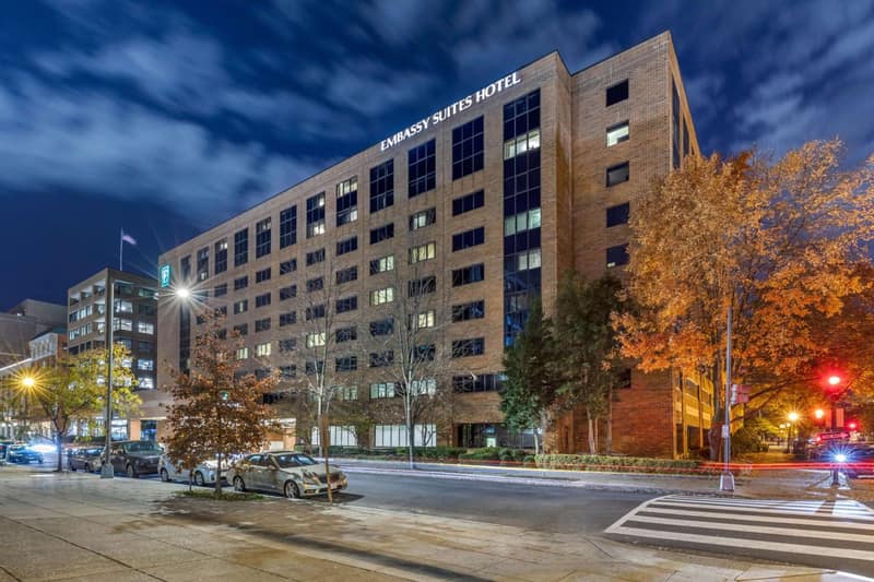 Hilton Club The District Washington DC — building