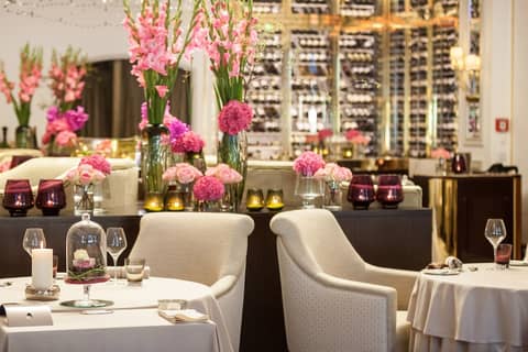 Fairmont Hotel Vier Jahreszeiten Hamburg — photo 3