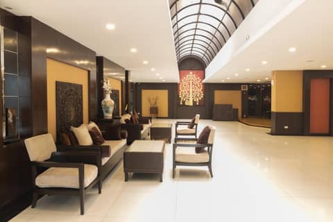 Boss Suites Nana Hotel — photo 2