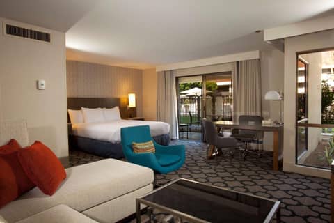 Hilton Palm Springs — hotel room