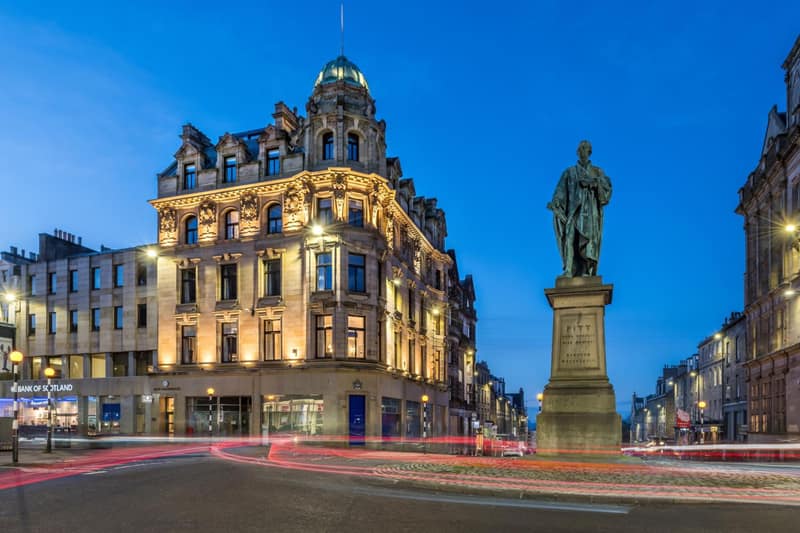 RÌGH Residences - George Street — building
