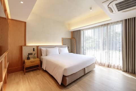 Ad Lib Hotel Bangkok — photo 3