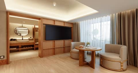 Ad Lib Hotel Bangkok — hotel room
