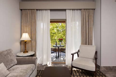 Inn at the Colonnade Baltimore - a DoubleTree by Hilton — photo 2