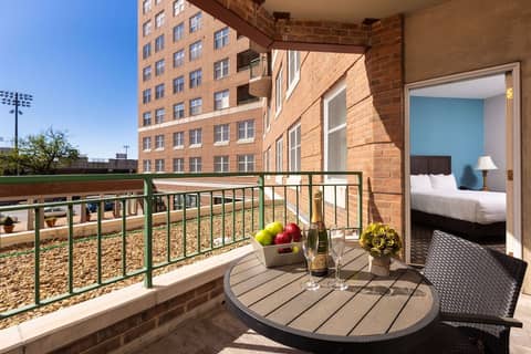 Inn at the Colonnade Baltimore - a DoubleTree by Hilton — photo 4