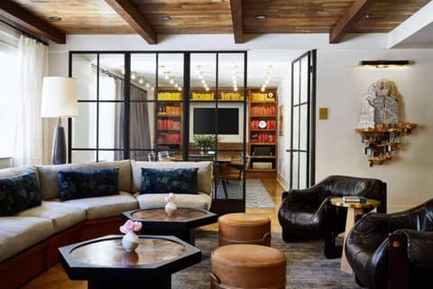 Hotel Revival Baltimore — lounge