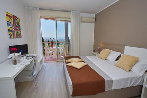 Hotel Bel 3 — hotel room