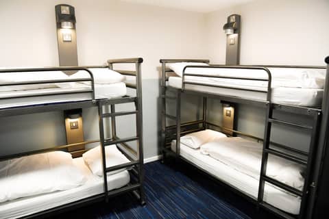 Kabannas London St Pancras — hotel room