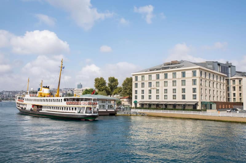 Shangri-La Bosphorus, Istanbul — building