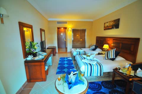 Sea Beach Edge By Rotana — hotel room