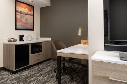 SpringHill Suites Seattle Downtown, South Lake Union — photo 3